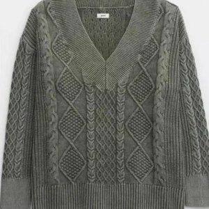 Aerie Green Cable-knit V-neck Sweater